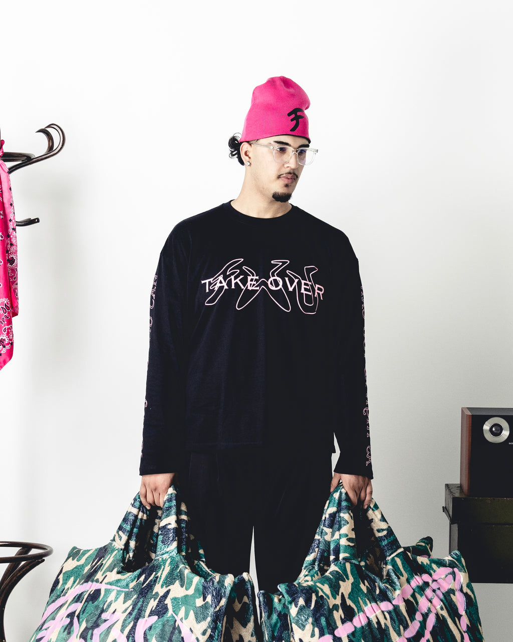 PINK TAKEOVER LONGSLEEVE